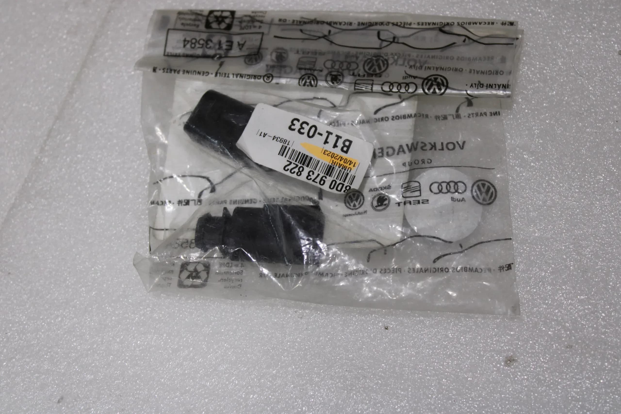Audi HOUSING 8D0973822