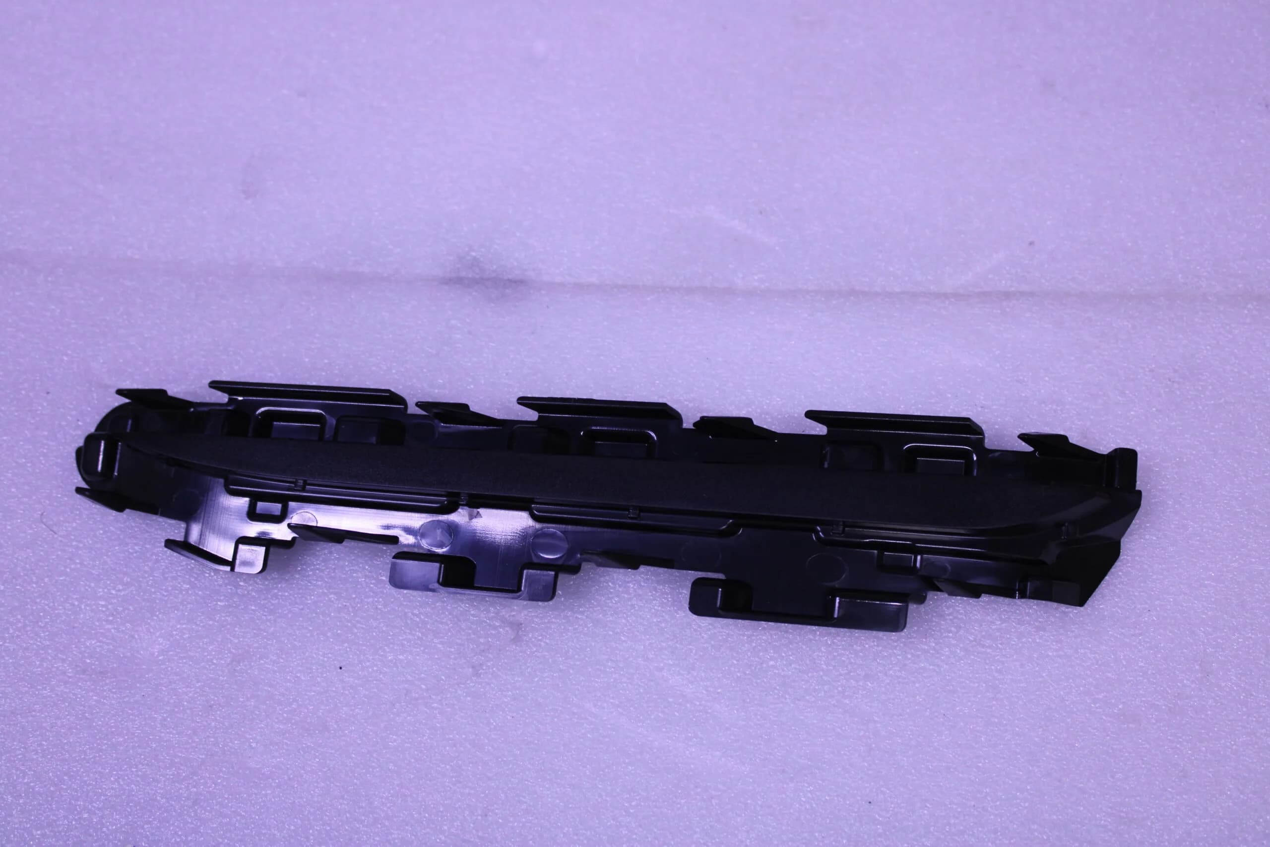 AUDI END CAP 4M0807749D