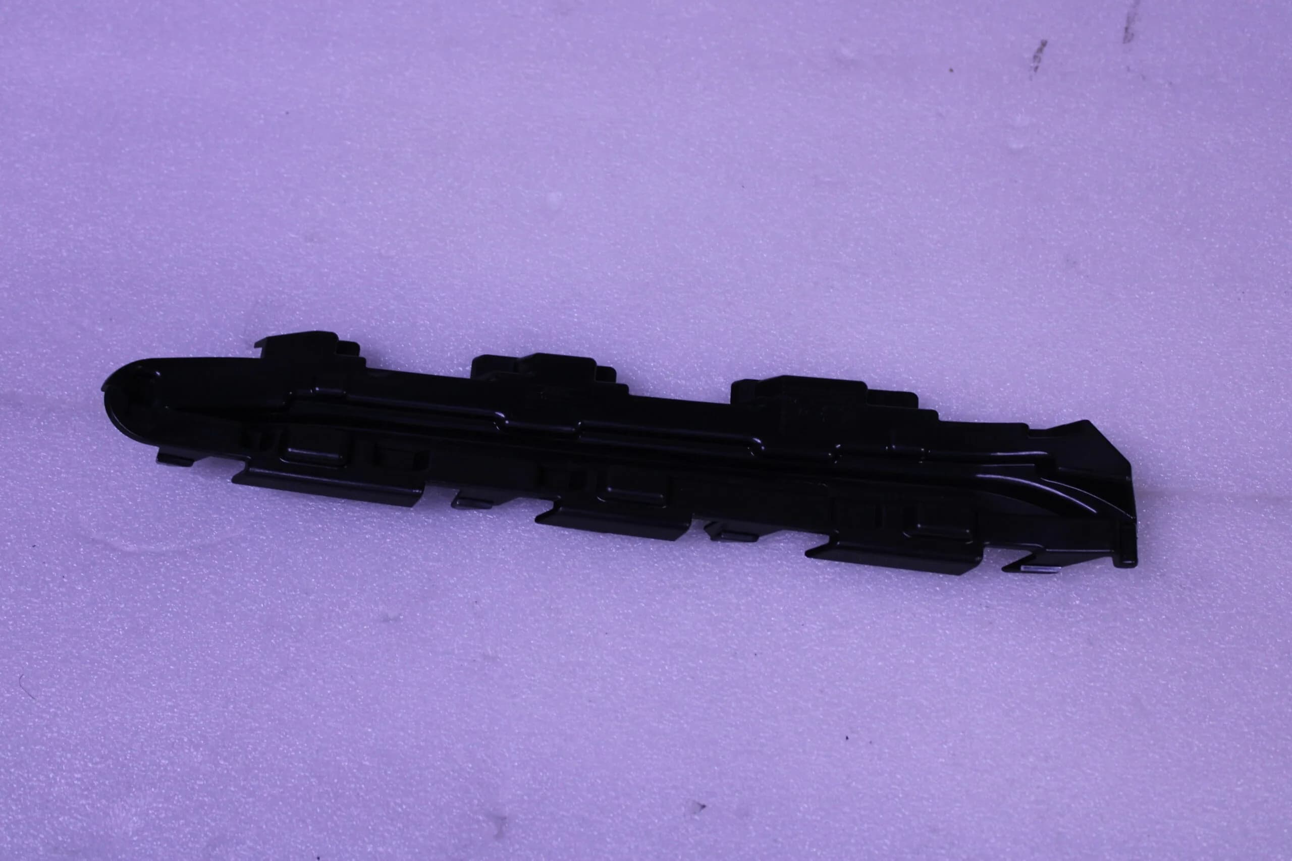 AUDI END CAP 4M0807749D