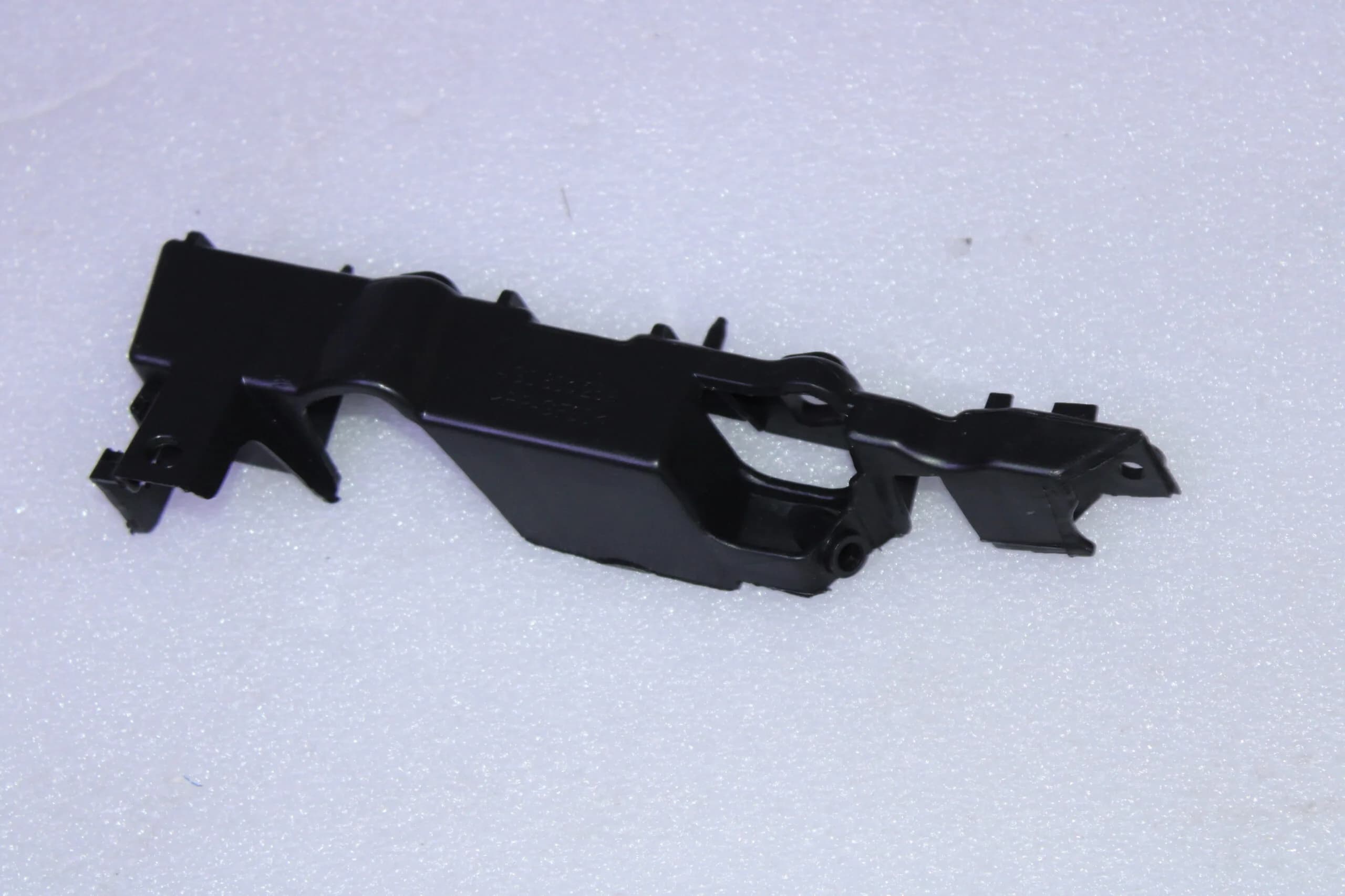 AUDI BRACKET 4G0807284