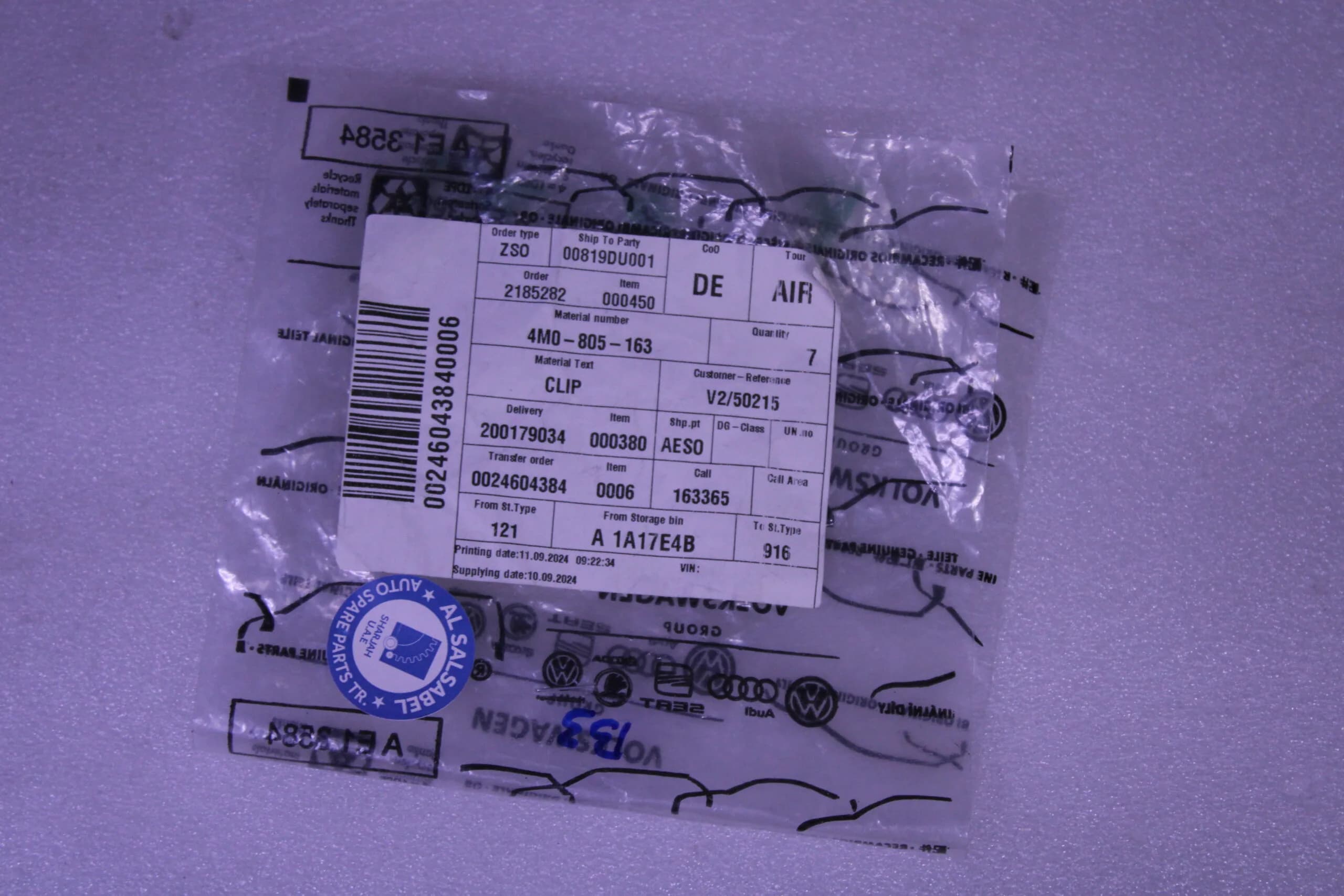 AUDI Q5 CLIP 4M0805163
