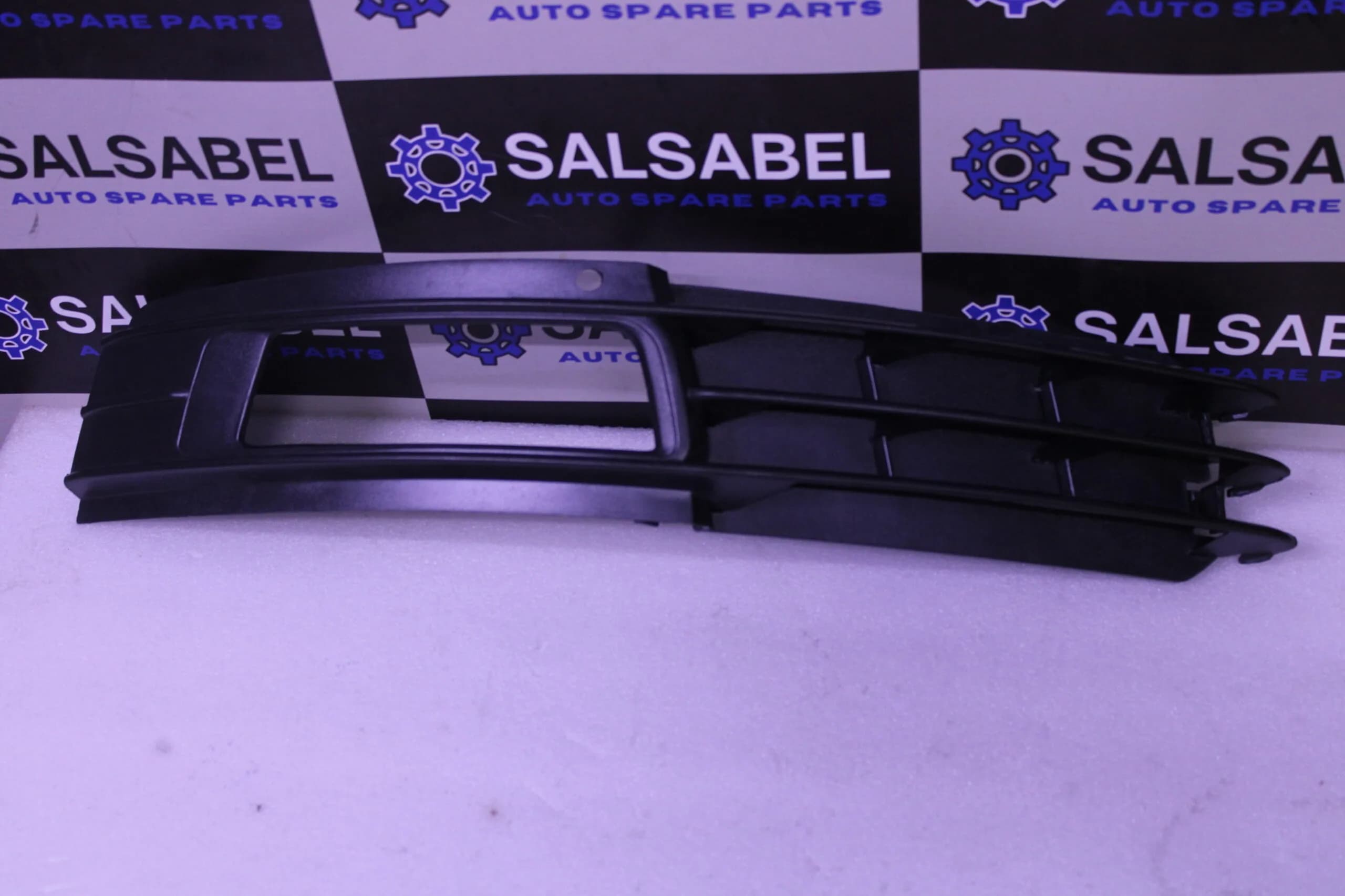 AUDI A6 GRILLE 4F0807682P