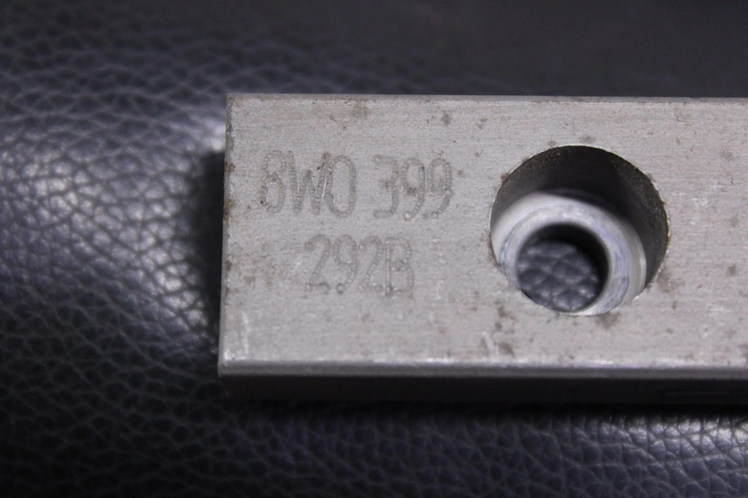 AUDI A4 STOP 8W0399292B