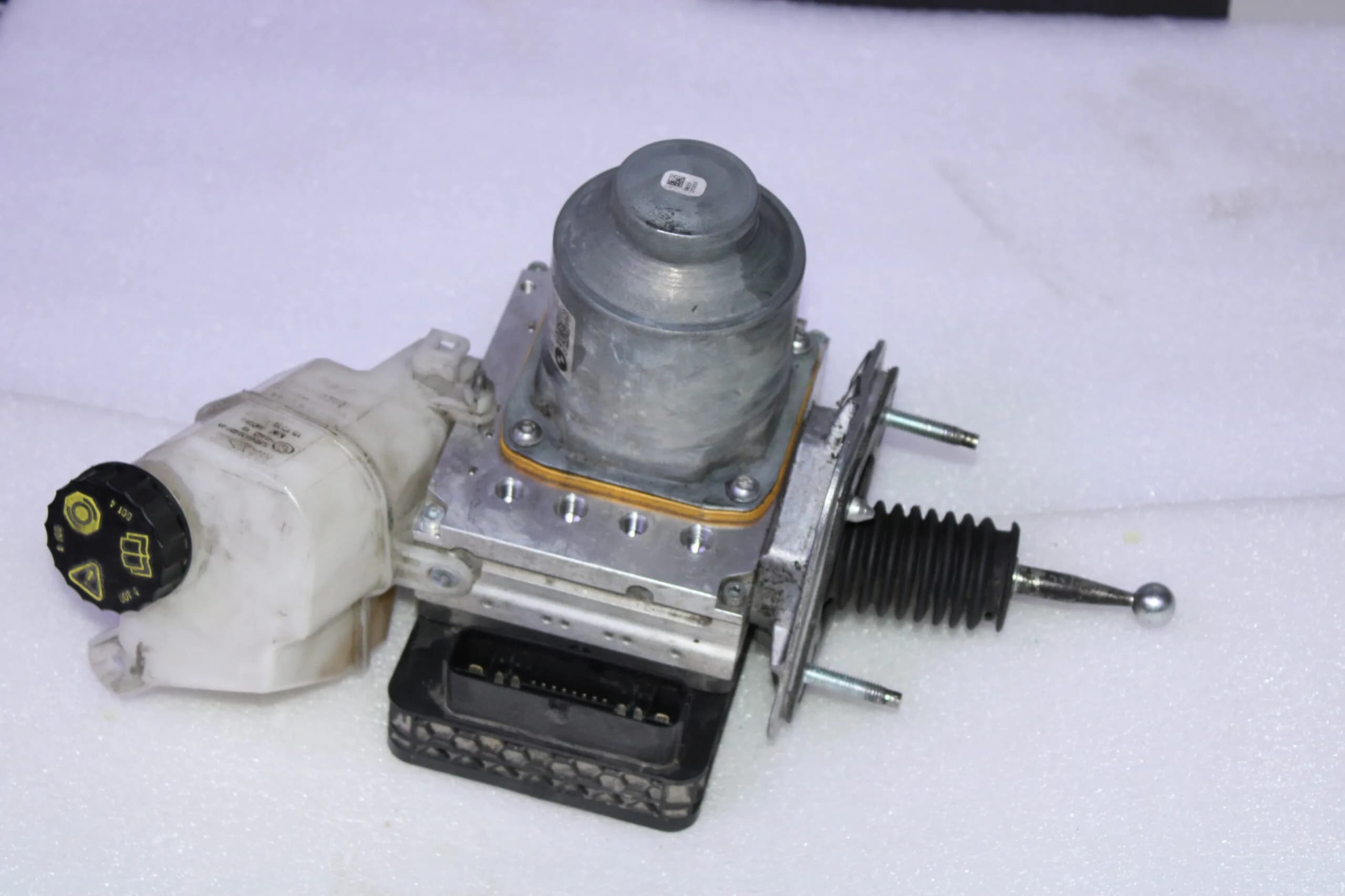 BMW ABS PUMP 5A8B102